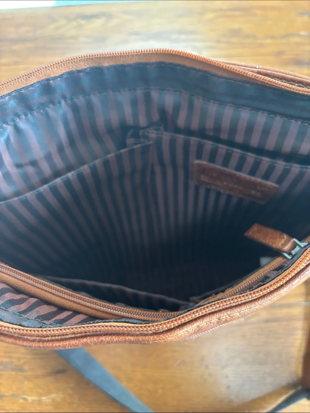 Jack Georges Voyager Honey Brown Buffalo Leather Cross Body Bag Travel Purse